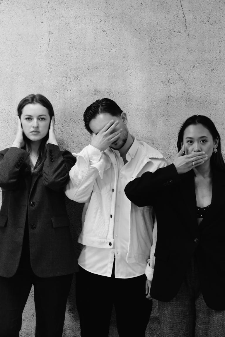 Trust and Delegation in Women’s Leadership: How Control Under Pressure Trains Teams Into Deference